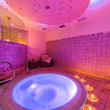 Hotel Palma Benessere Rimini Eksteriør billede