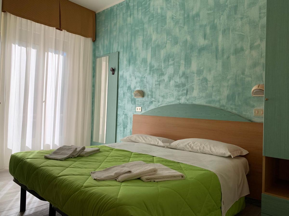 Hotel Palma Benessere Rimini Eksteriør billede
