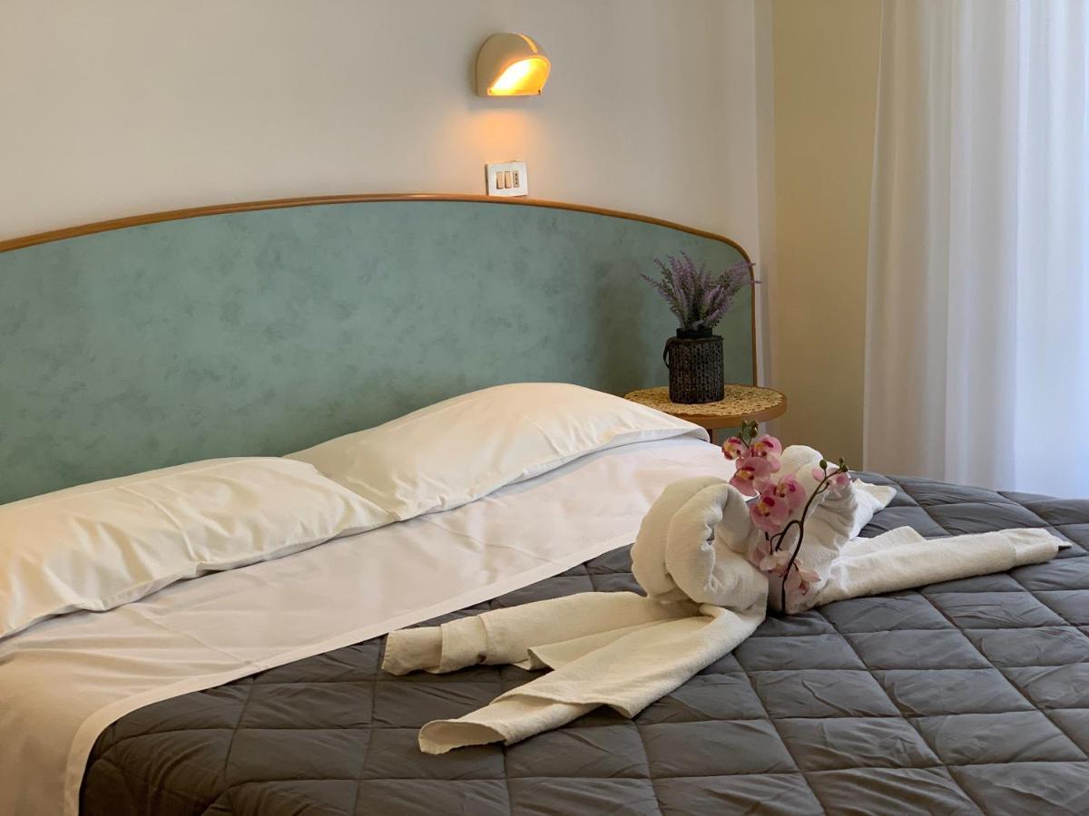 Hotel Palma Benessere Rimini Eksteriør billede