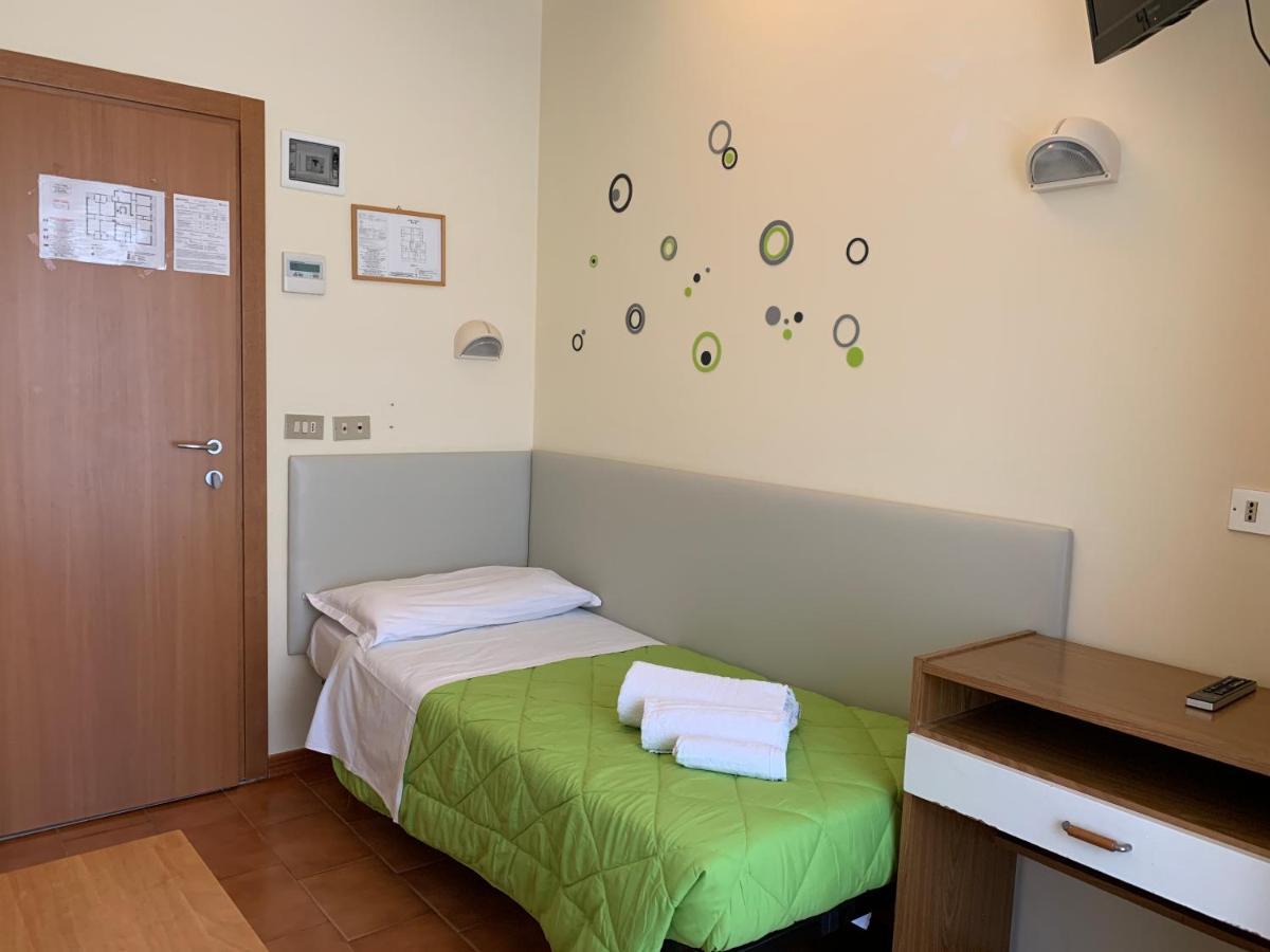 Hotel Palma Benessere Rimini Eksteriør billede