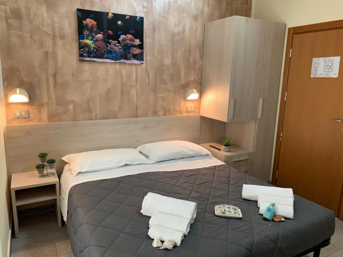 Hotel Palma Benessere Rimini Eksteriør billede