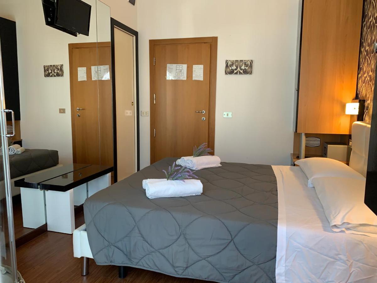 Hotel Palma Benessere Rimini Eksteriør billede