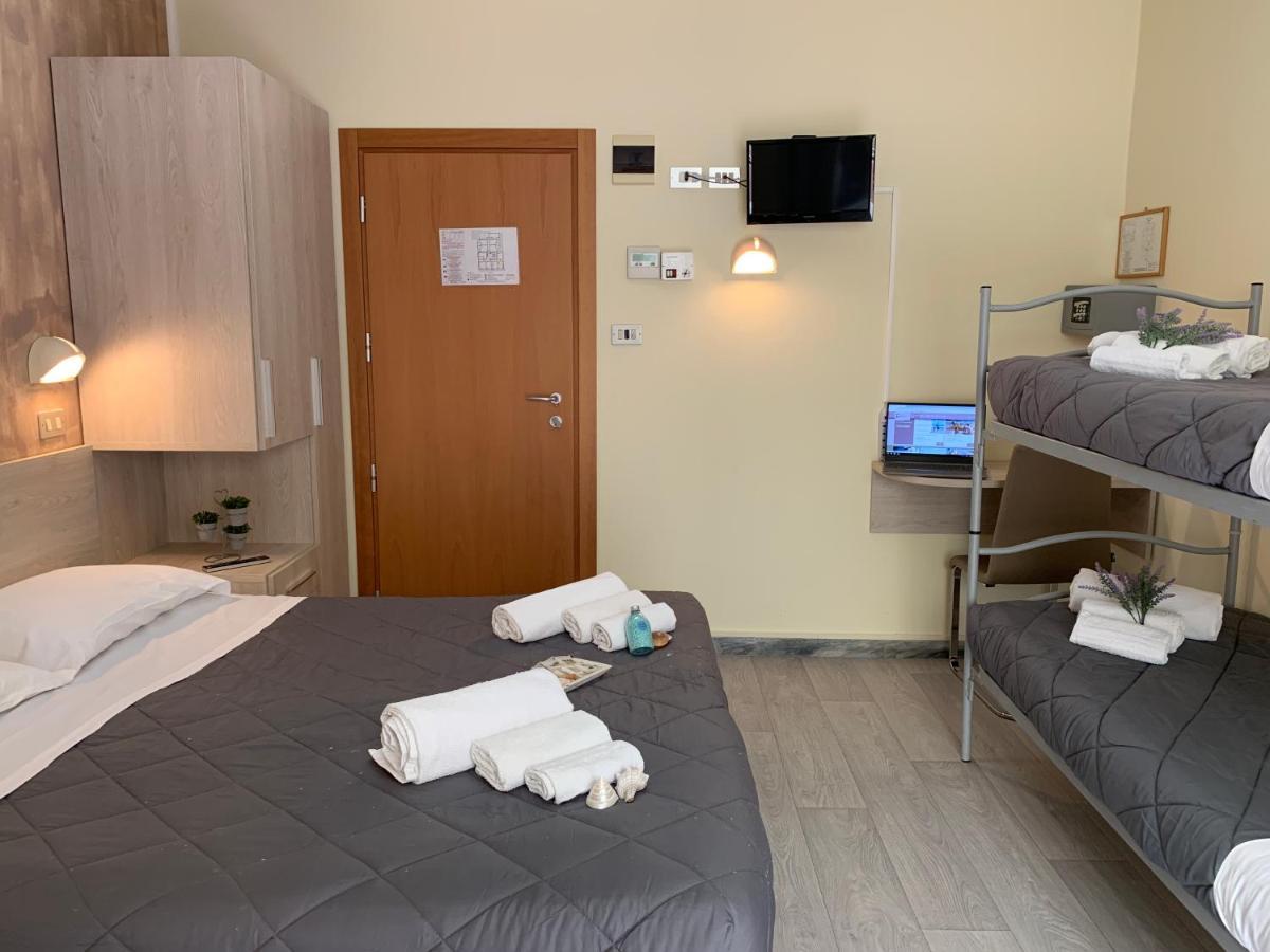 Hotel Palma Benessere Rimini Eksteriør billede